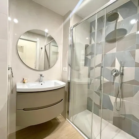 215 Apartment *